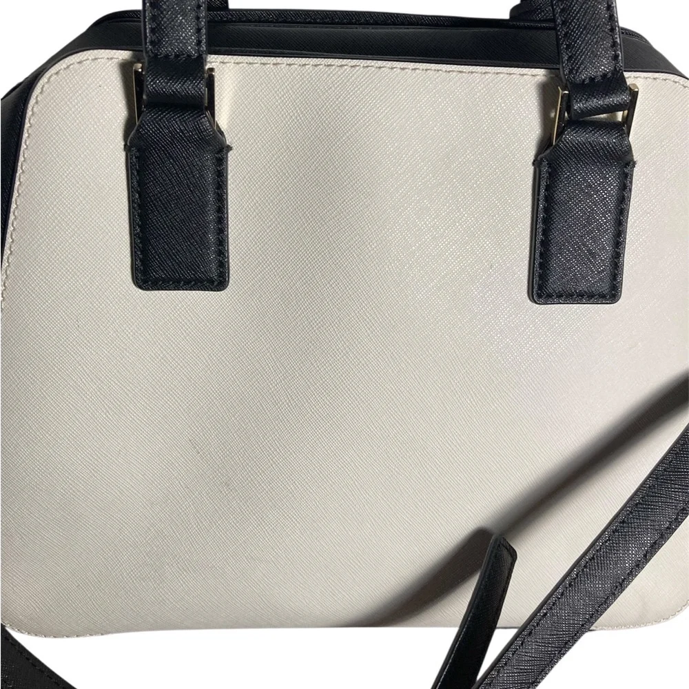 Kate Spade  New York white Black and Red scalloped trim Crossbody Tote  Bag